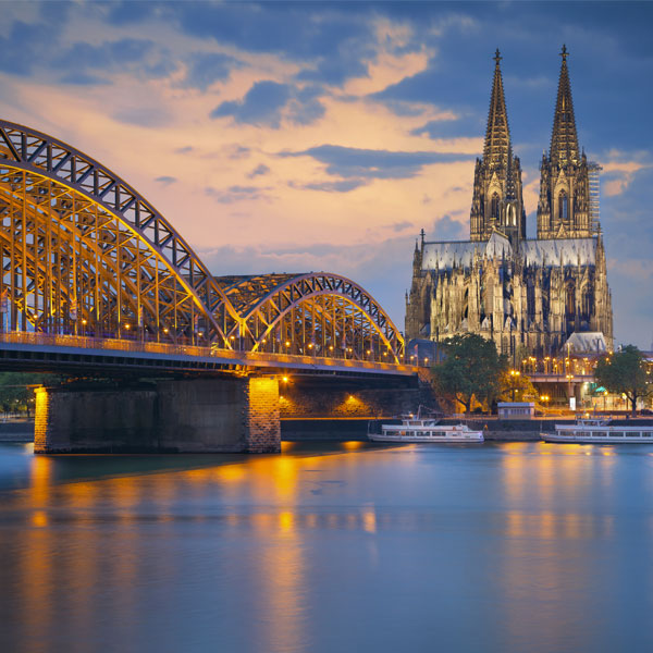 Autres lieux de service de taxi populaires à Aéroport de Cologne Bonn